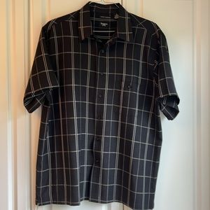 Haggar Men’s Luxury Microfiber Men’s Button Down Short Sleeve Shirt Size XL, M